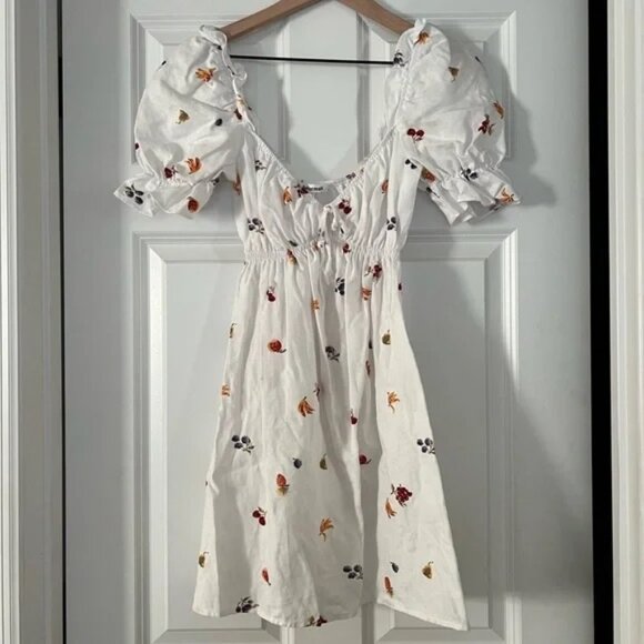 Like-New REFORMATION white channa linen dress with fruits - Picture 3 of 3